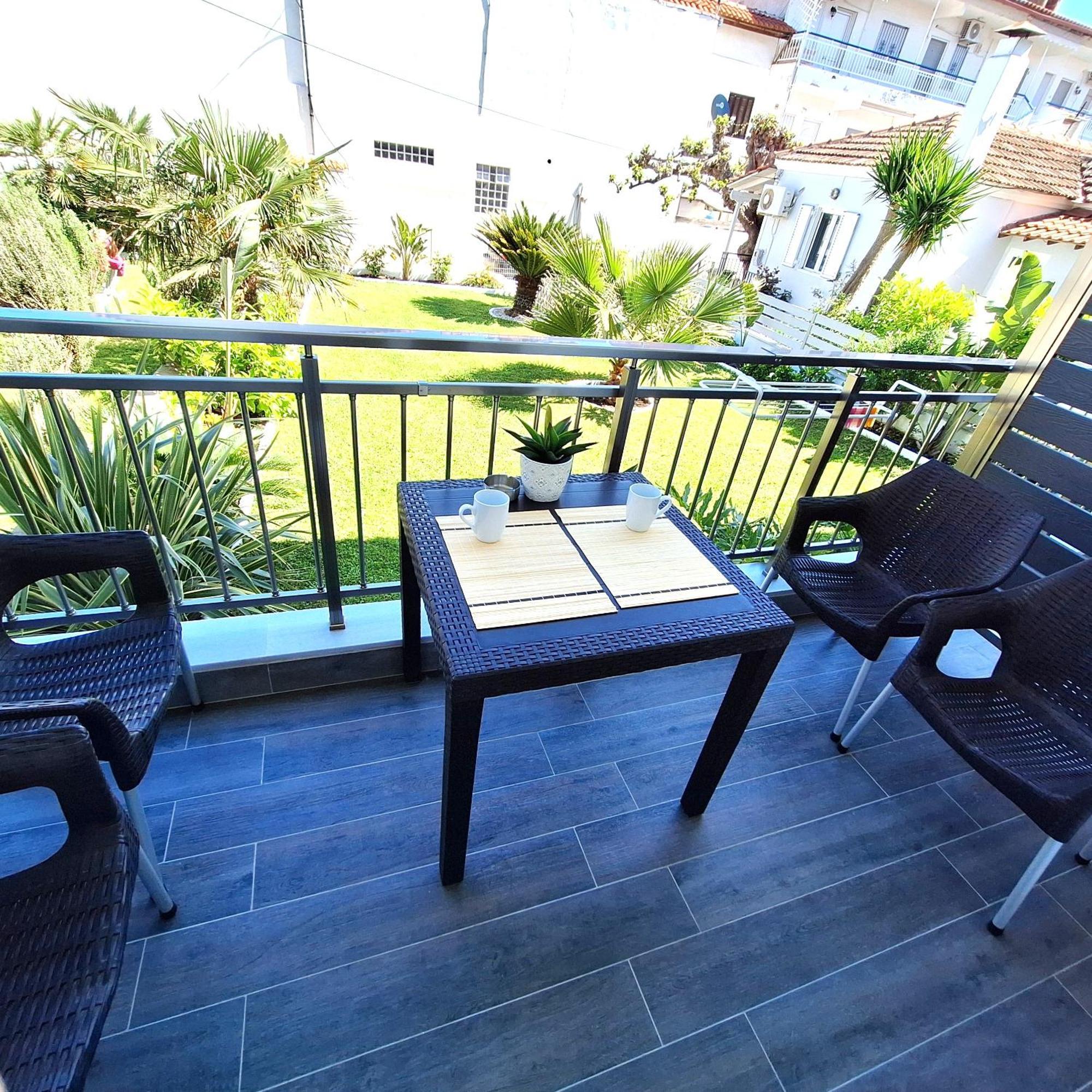 Villa Thalassa Apartments 佩科霍里 外观 照片